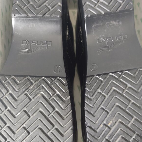 DANSKO (WOMEN'S) BLACK LEATHER CLOG SIZE 40 EU - Picture 7 of 9